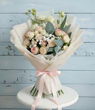 Букет цветов из:  Розы и Лизиантусы #REPLACE_PRED# Афипсипе