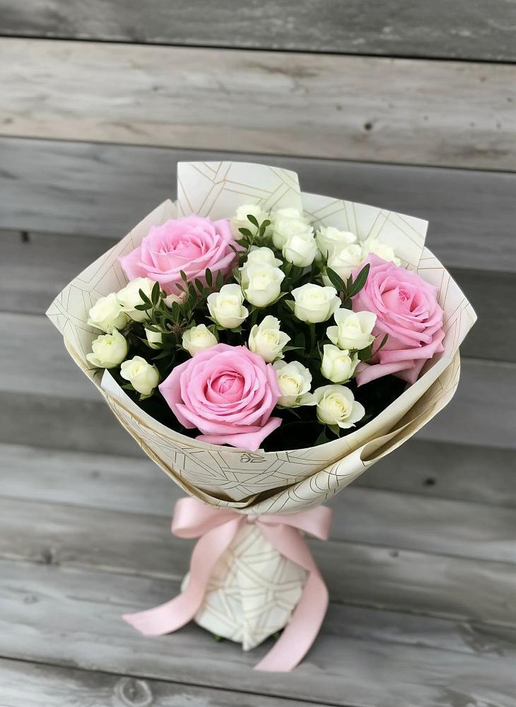 Букет цветов из: Розы в Афипсипе