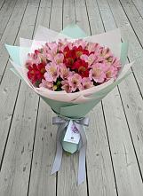 Букет цветов из:  Альстромерии в Афипсипе