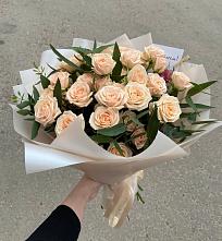 Букет Кремовые розы Латте в Афипсипе