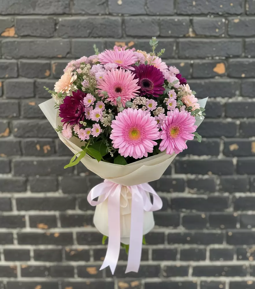 Букет цветов из: Герберы и Хризантемы в Афипсипе