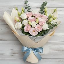 Букет цветов из:  Лизиантусы в Афипсипе