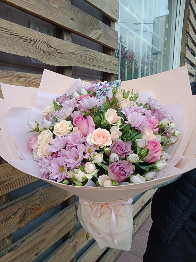 Букет цветов из: Розы и Хризантемы в Афипсипе