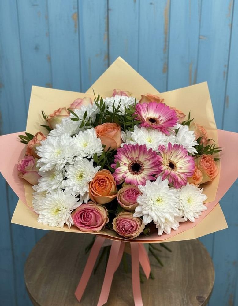 Букет цветов из: Розы, Герберы и Хризантемы в Афипсипе