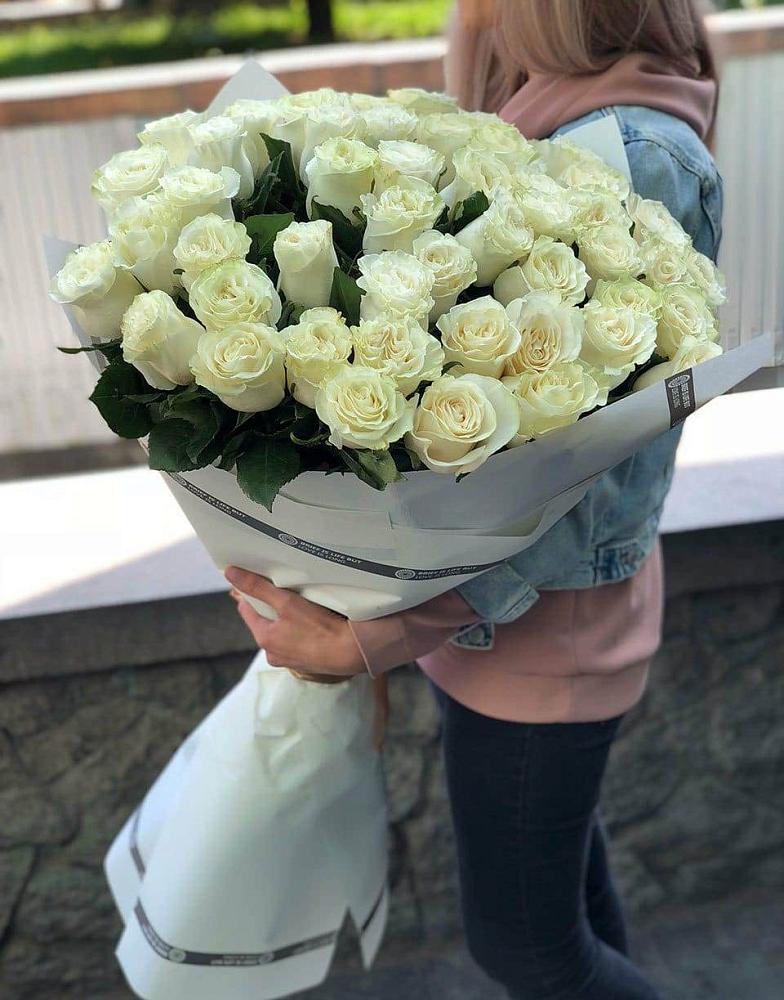 35 Белых роз в Афипсипе Букет 35 Белых роз в Афипсипе