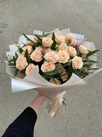 Букет Кремовые розы Латте в Афипсипе