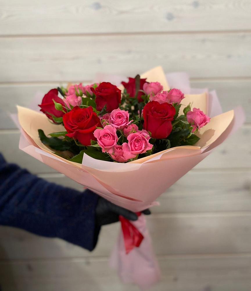 Букет цветов из: Розы в Афипсипе