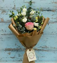 Букет цветов из:  Розы и Лизиантусы #REPLACE_PRED# Афипсипе