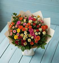 Букет Микс из разноцветных кустовых роз в Афипсипе